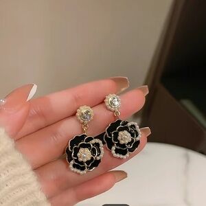 Camellia earrings new
